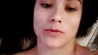 تناسب فاتنة الألمانية بشعر مضفر وجلد منمش يذهب إلى الشاطئ ويستمني على الشاطئ