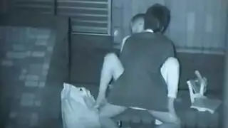 شاب و زميلتوا