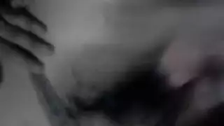 جينا فاليريا فضولية للحصول على مارس الجنس من الصعب والشعور بديك الصعب داخل كس لها.
