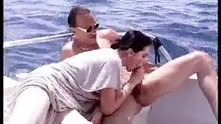 سكس فى البحر نيك بنت فى المركب من كسها نيك نار