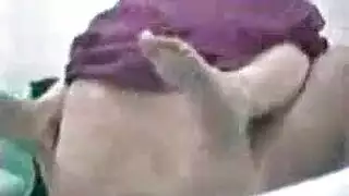 لعق تحنيط قضيب